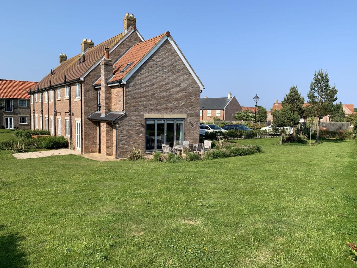 Caramel Cottage At The Bay Filey, Sleeps 6, 2 Dogs Welcome For Free Too Eksteriør bilde
